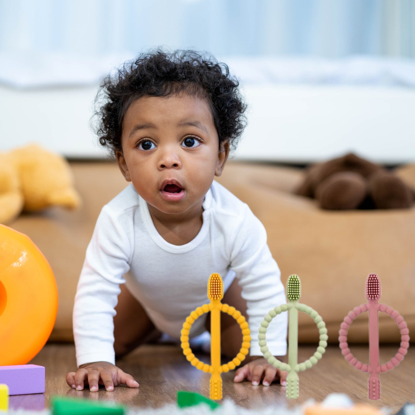 Baby Beißring mit Zahnbürste - calme