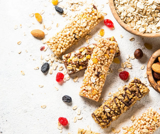 Energiebällchen und Müsliriegel: Gesunde Kraftpakete für kleine Abenteurer - calme