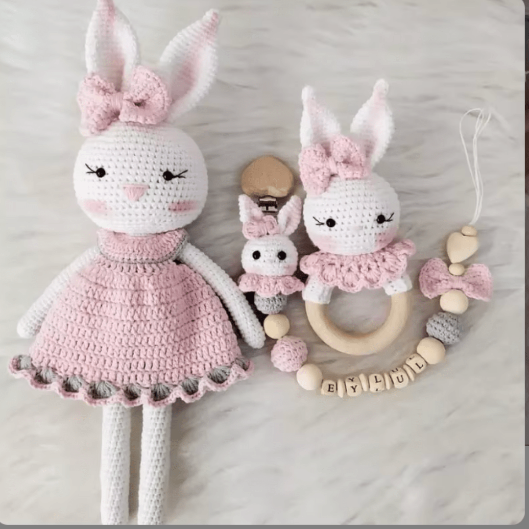 My little best Friend - Handgefertigtes Kuscheltier Schnullerkette und Rassel Baby Set Geschenk - calme